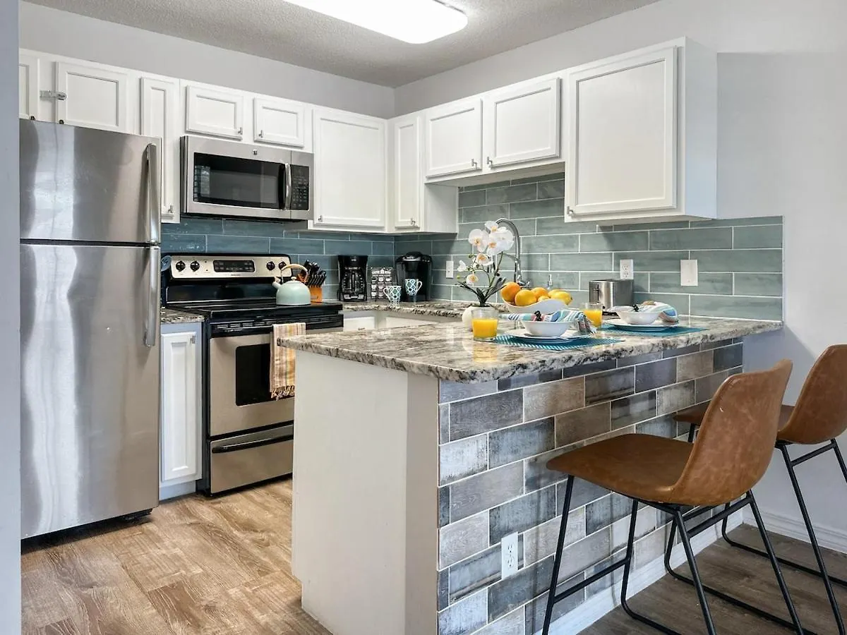 Holiday home Sunrise Destin-Ation Beach View Heated Pool