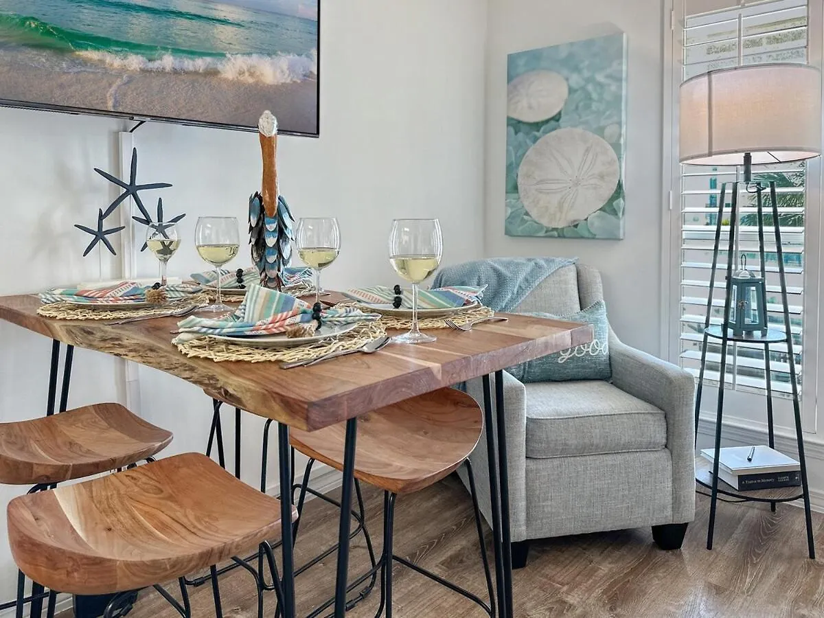 Sunrise Destin-Ation Beach View Heated Pool Holiday home
